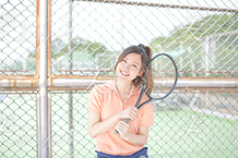 テニスが好きな彼女と休日を楽しむ